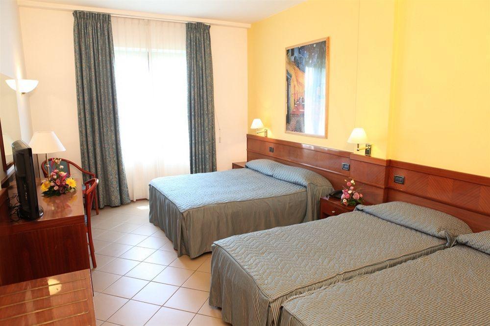 Euro Hotel 4*