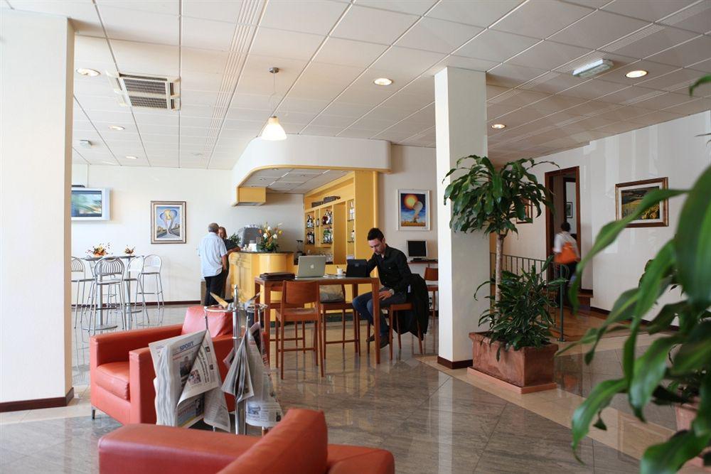 Euro Hotel 4*