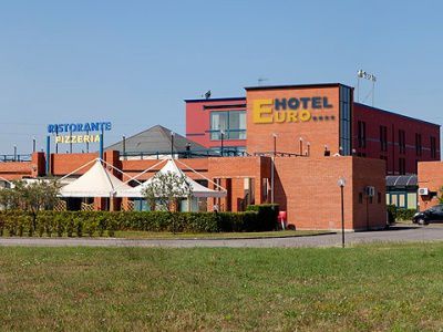 Euro 4* Cascina